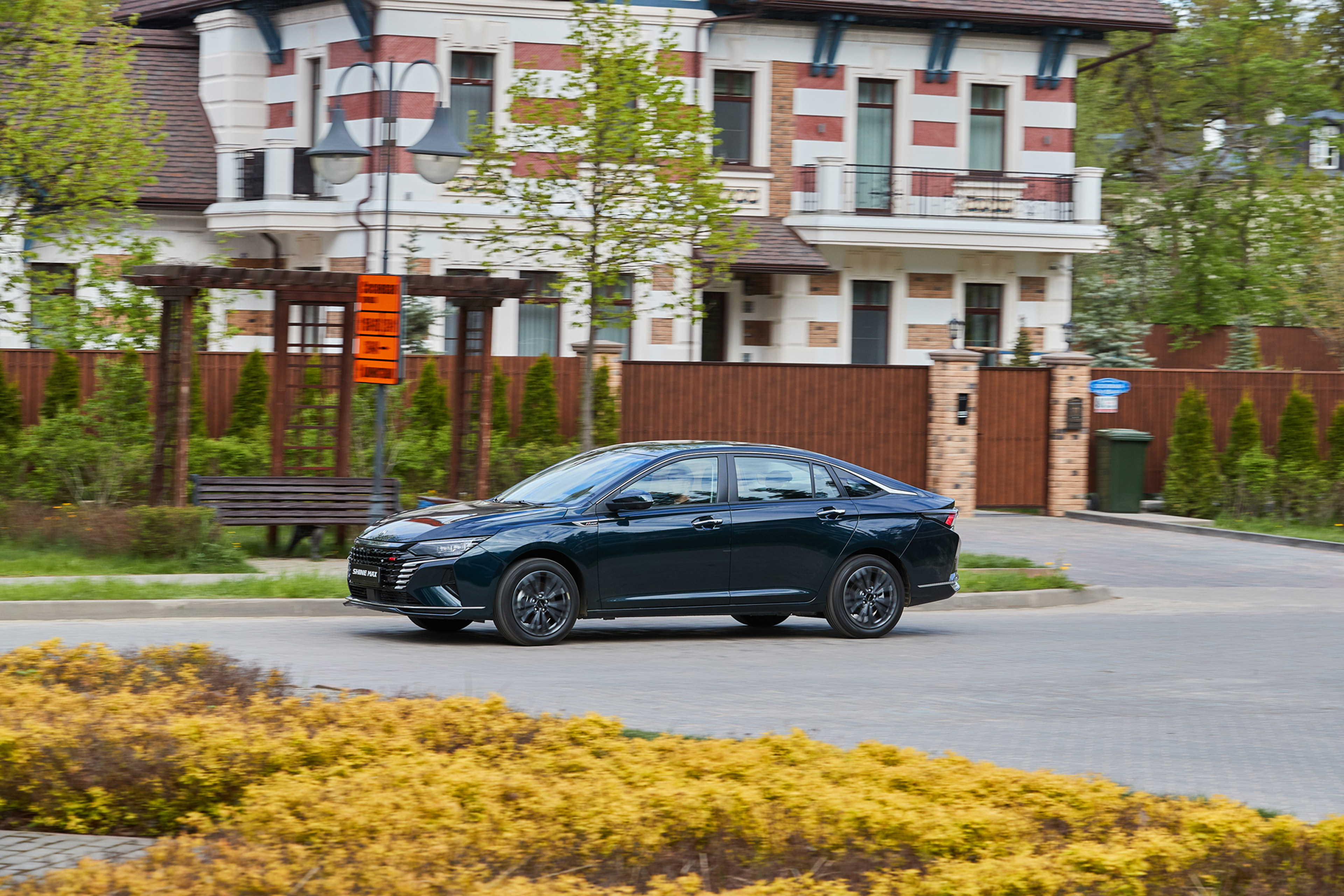 Dongfeng Shine Max I Рест