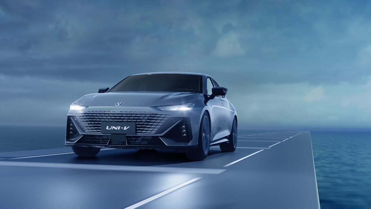 Changan UNI-V I